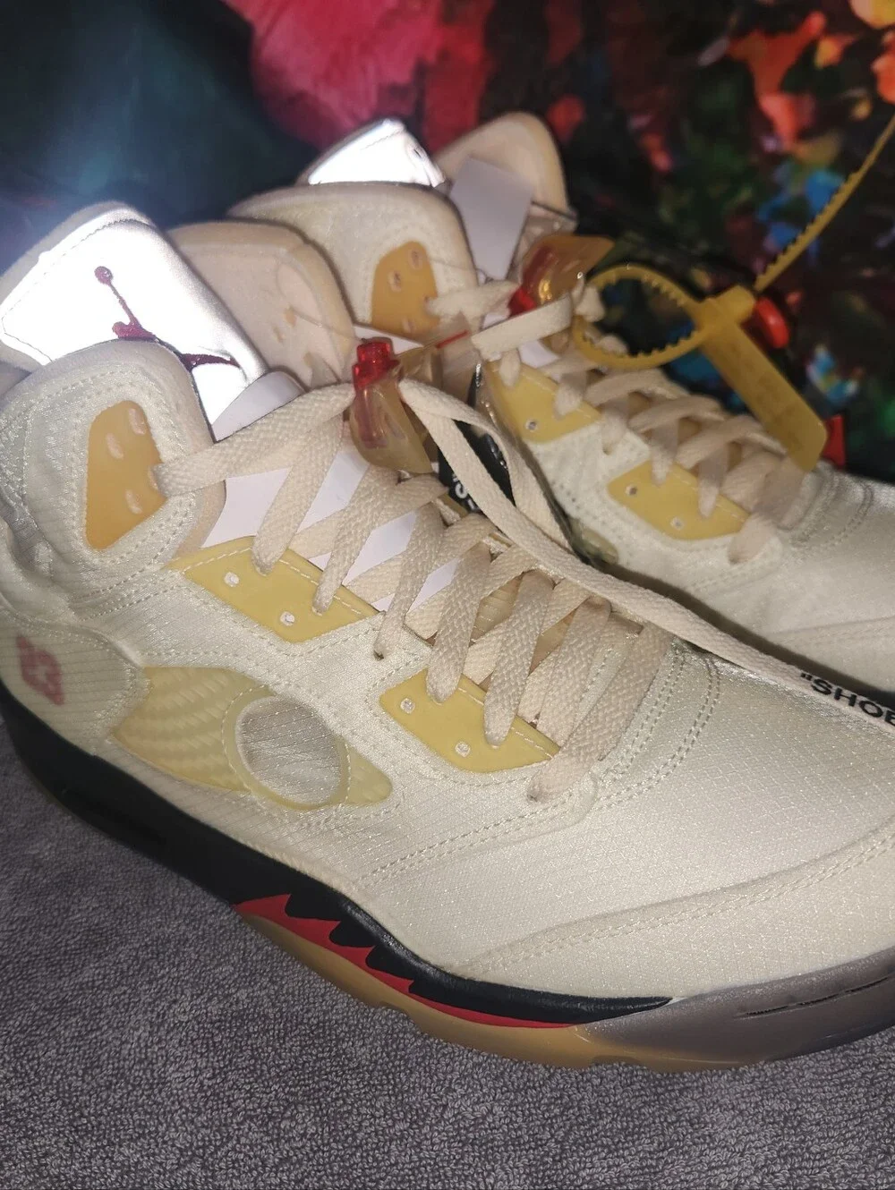 Size 11- Jordan 5 Retro Off-White Sail 